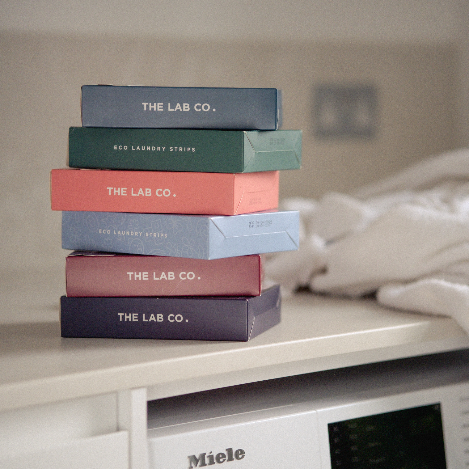 Complete Library of Laundry Strips - 6 Fragrances - 384 loads